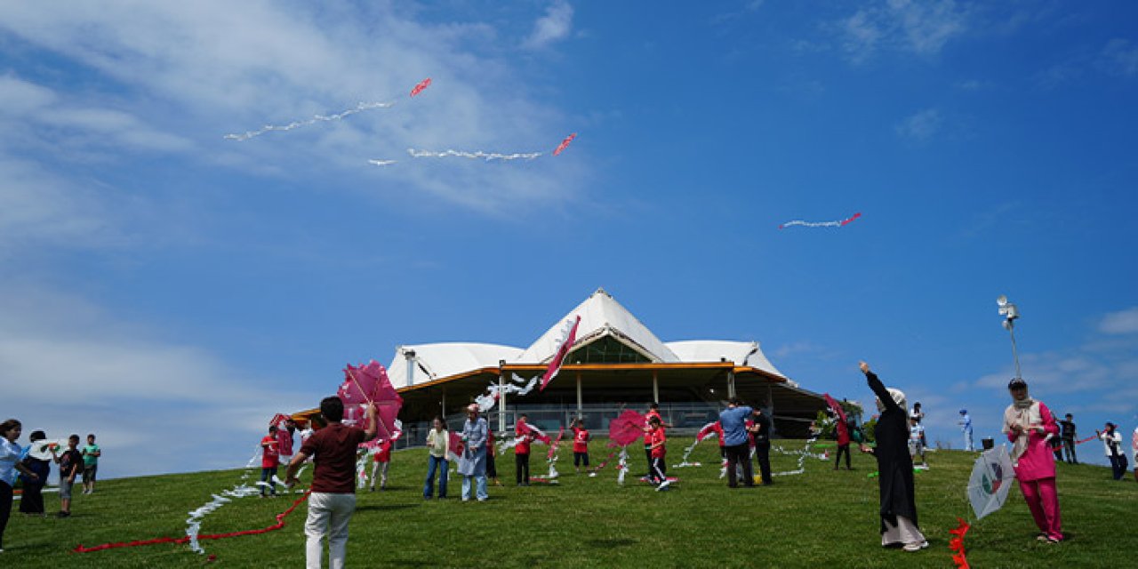 Samsun'da Filistin için gökyüzüne umut uçurtuldu!