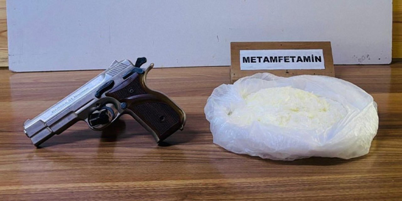 Samsun'da zehir operasyonu! 507 gram metamfetaminle yakalandılar