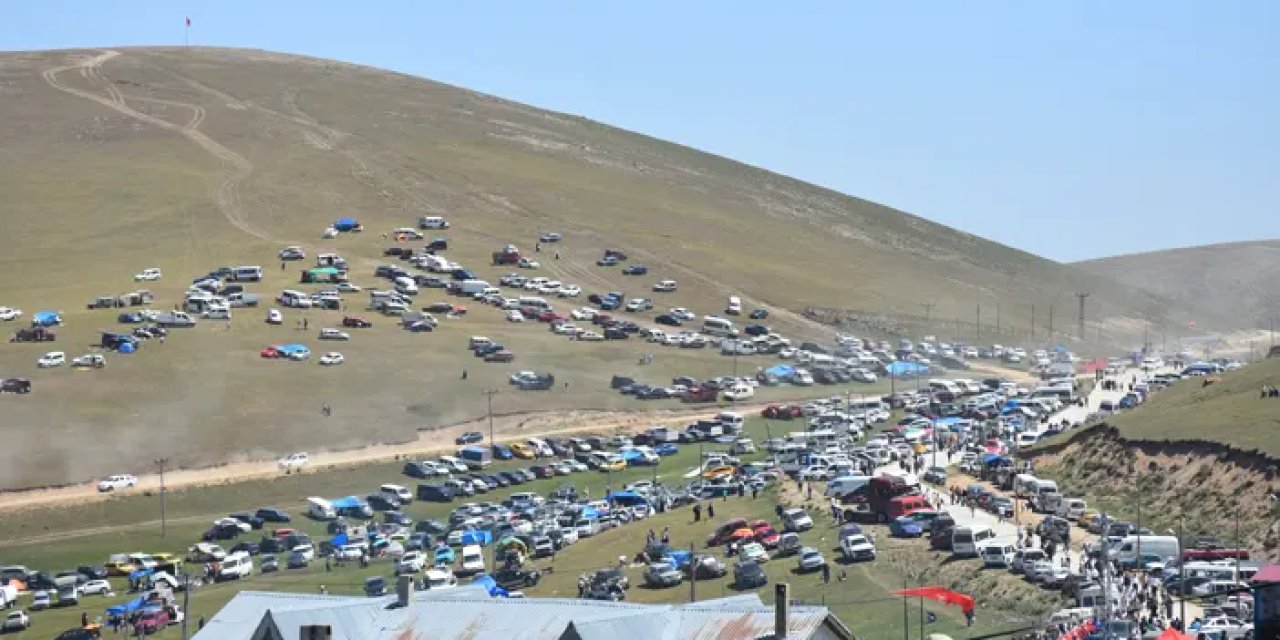 Gümüşhane'de "Kazıkbeli Yayla Şenliği" yapıldı!