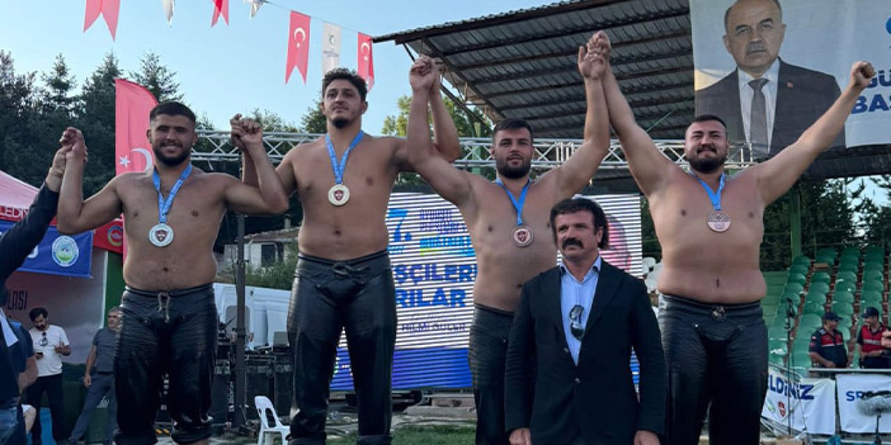 Ordu’da kemerli pehlivanlar kürsüde