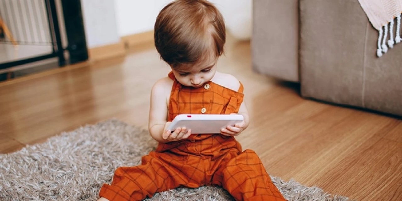 Uzmanlar uyarıyor: Dijital cihazlar oyuncak gibi görülmemeli!