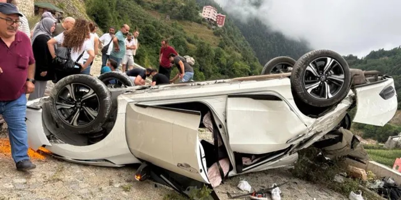 Giresun’da 4 kişinin yaralandığı kaza kamerada!