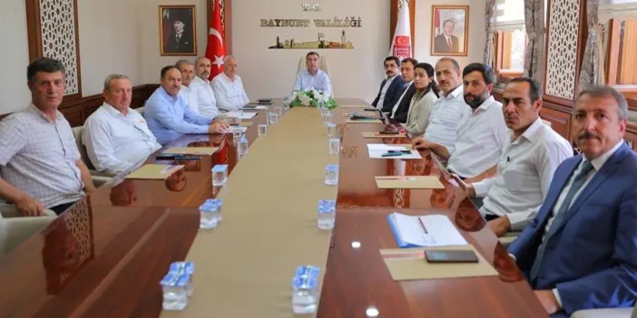 Bayburt’ta öğrenci yurtlarının durumları değerlendirildi