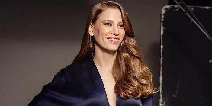 Serenay Sarıkaya Kimdir? İşte Hayatı, Kariyeri ve Yer Aldığı Projeler