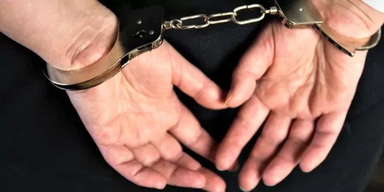 Samsun’da evinde 2 arkadaşını öldüren şahıs teslim oldu!