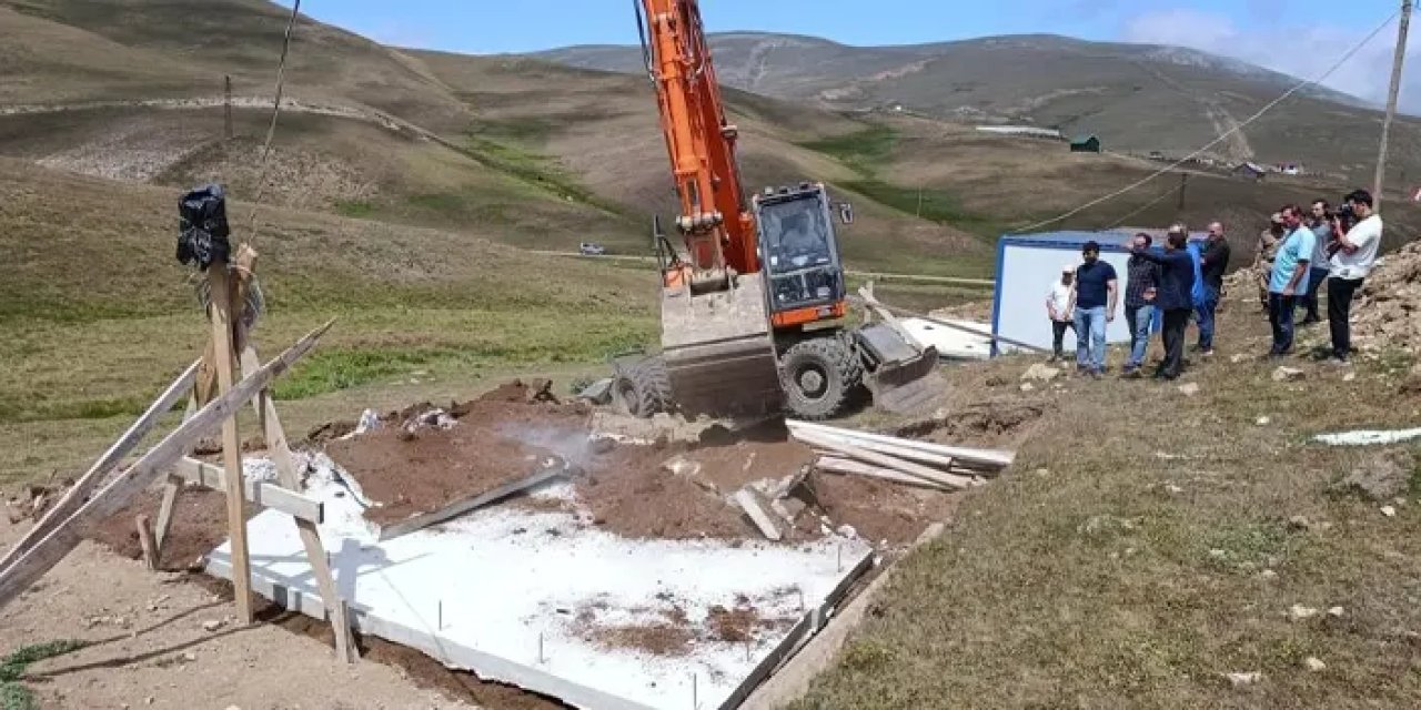 Gümüşhane’de yaylalar kaçak yapılardan arındırılıyor!