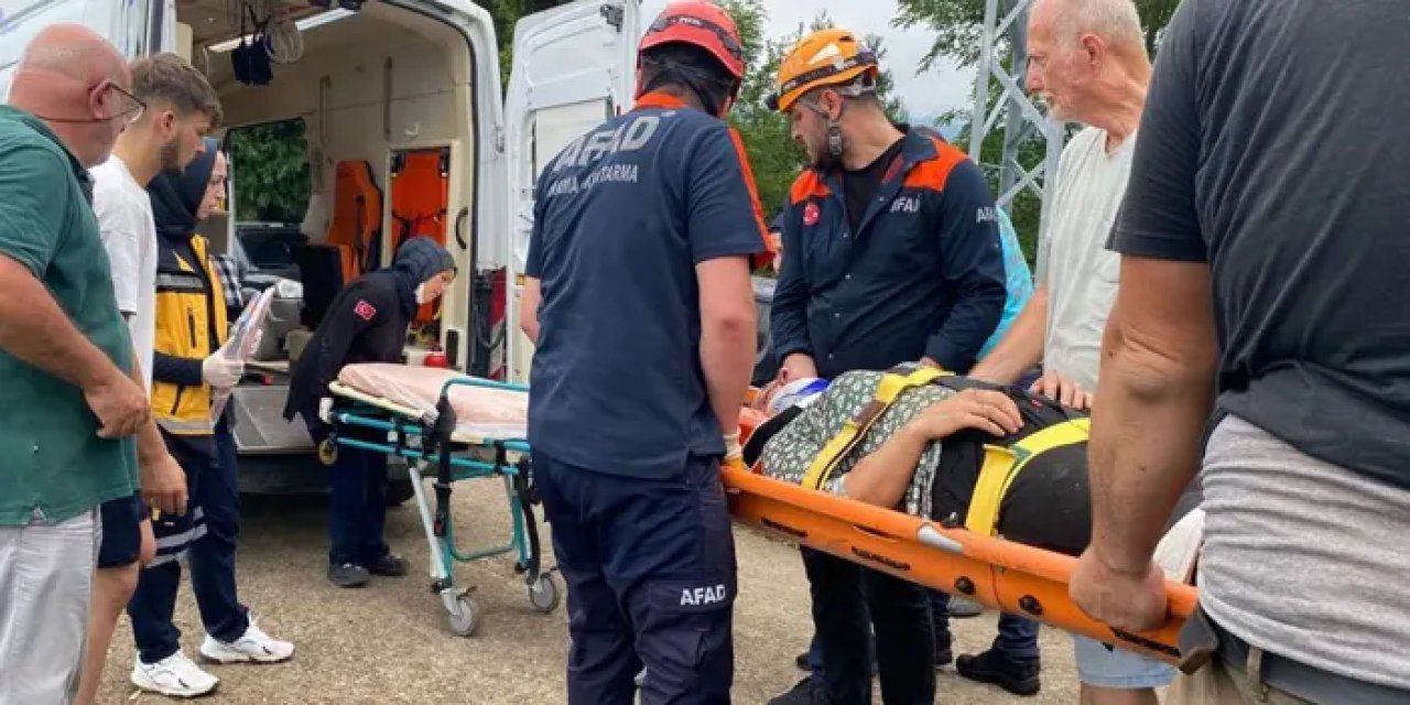 Rize’de ilkel teleferikten düşen parça kadının başına düştü!