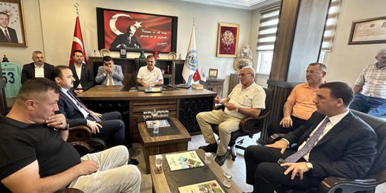 MHP heyetinden Rize’de Erzurum toplantısına davet!