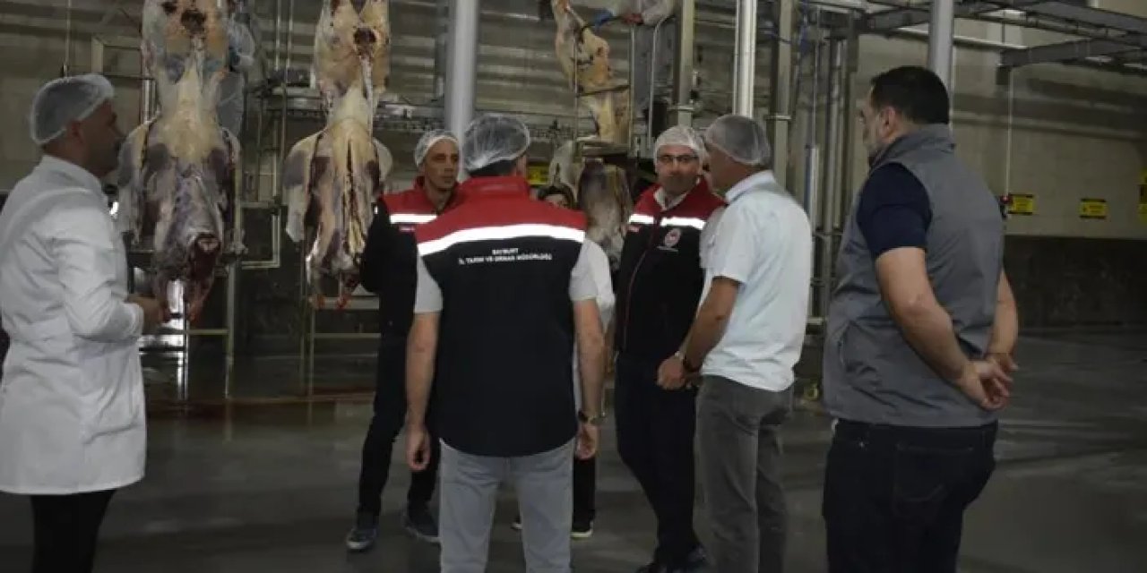 Bayburt’ta belediyeye ait mezbahada denetim yapıldı!