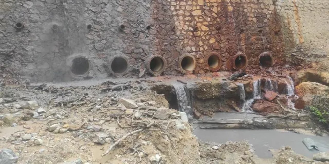 Giresun’da maden atıkları dereyi kirletiyor!