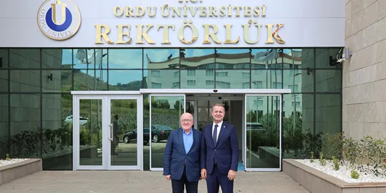 Samsun Üniversitesi Rektörü'nden Ordu Rektörüne ziyaret!