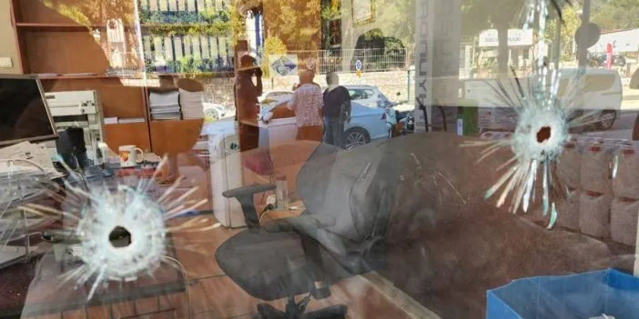 CHP’li başkan adayının iş yerine silahlı saldırı!