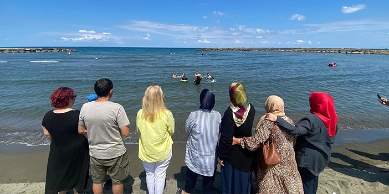 Trabzon’da engelli dostu plaj hizmete açıldı!