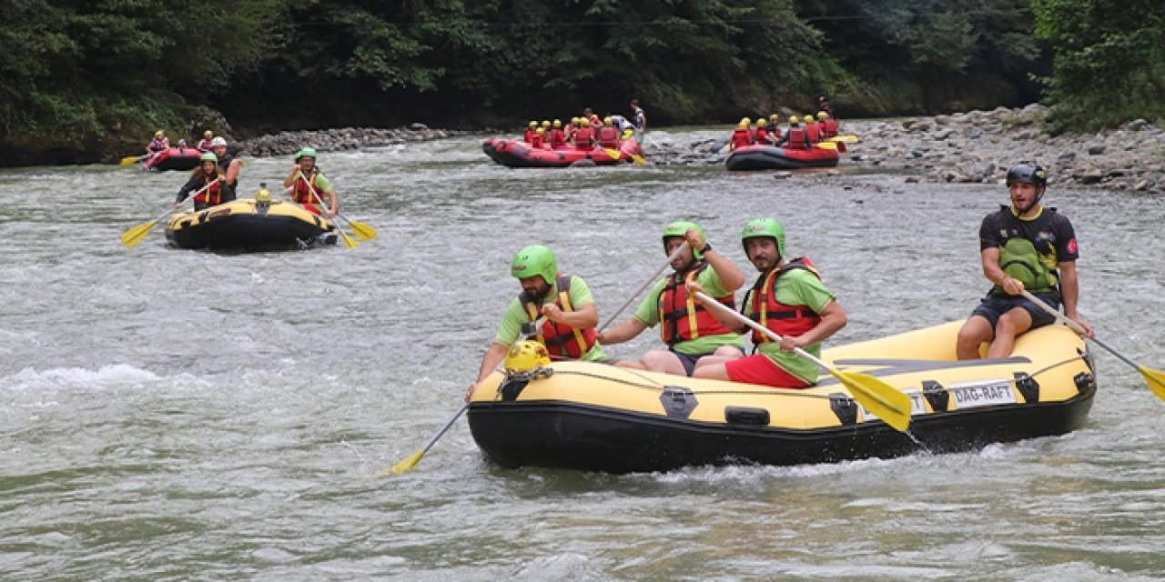 Fırtına Deresi’nde rafting heyecanı!