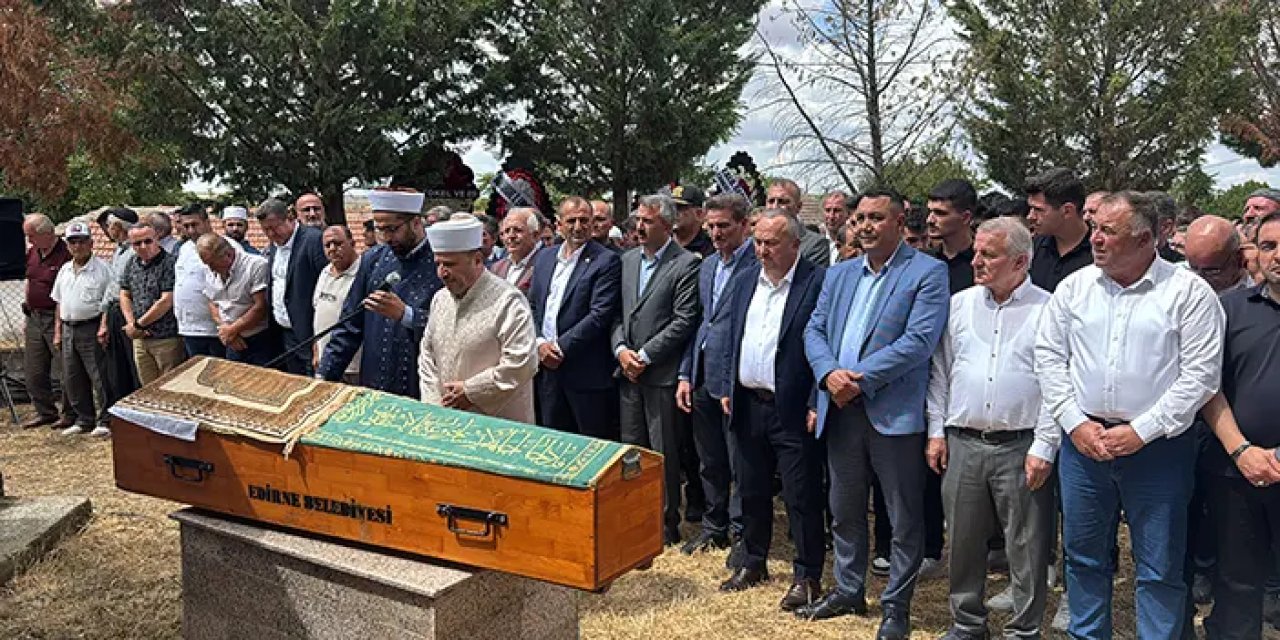 Vali Baruş’un acı günü! Babası Hayri Baruş Edirne’de toprağa verildi