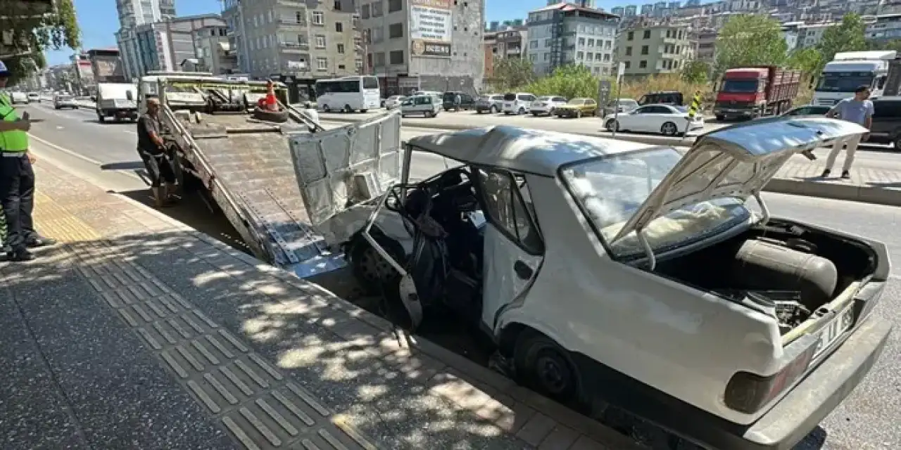 Samsun’un Canik İlçesinde İki Otomobil Çarpıştı: 2 Yaralı