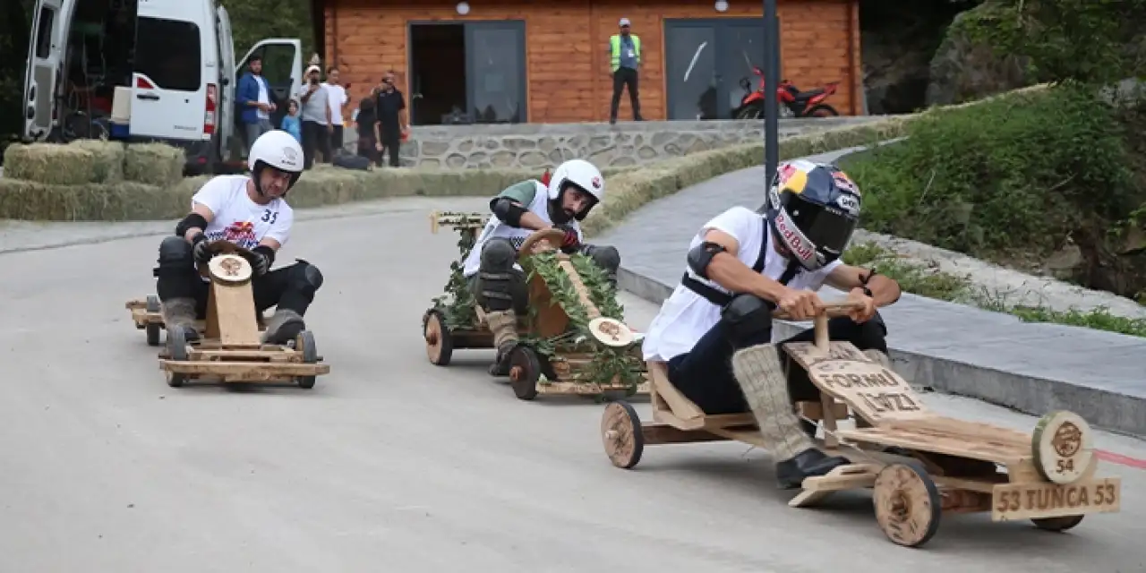 Rize’de tahta arabalar piste çıktı: Formulaz heyecanı nefes kesti