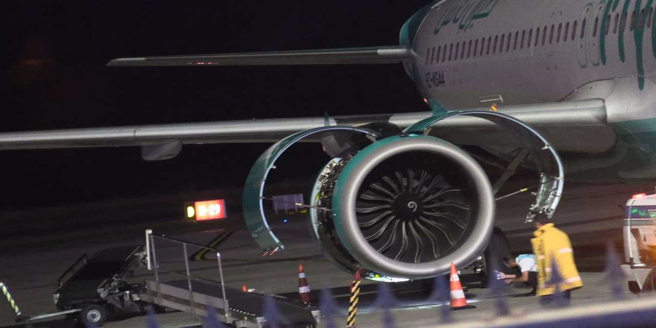 Trabzon - Cidde seferi için havalanan uçakta panik otelde son buldu! Uçak bakıma alındı