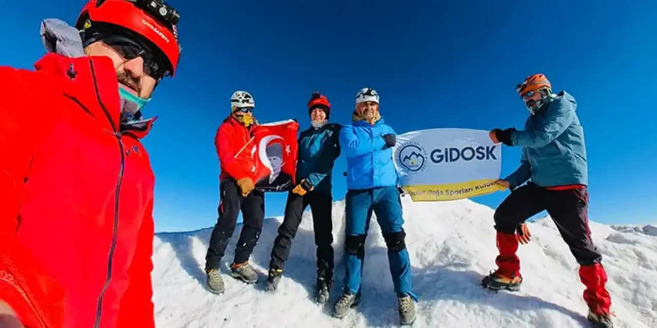 Giresunlu sporculardan zirve tırmanışı!