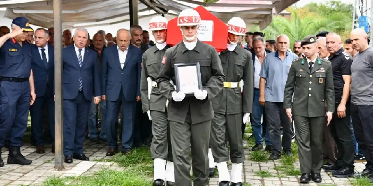 Trabzon’da Kıbrıs Gazisi Halit Dilber son yolculuğuna uğurlandı!