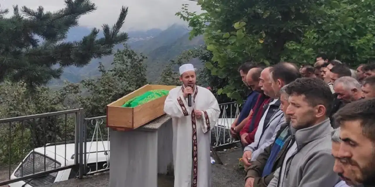 Deniz'de boğulan çocuk hayatını kaybetti!