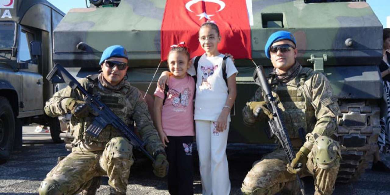 Samsun’da Zafer Bayramı’na özel zırhlı ambulans sergisi!