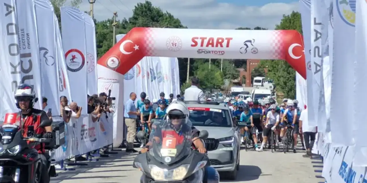 Samsun'da  3. Uluslararası Kurtuluş Yolu Bisiklet Turu devam ediyor!