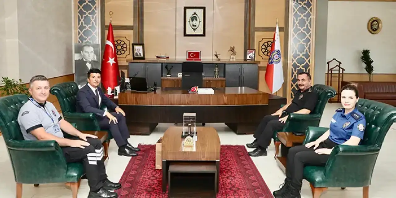 Samsun'da yaşlı adamı dolandırılmaktan son anda kurtardı!