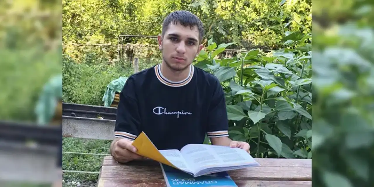 2 işi aynı anda yönetti! Hayalindeki o üniversiteyi kazandı