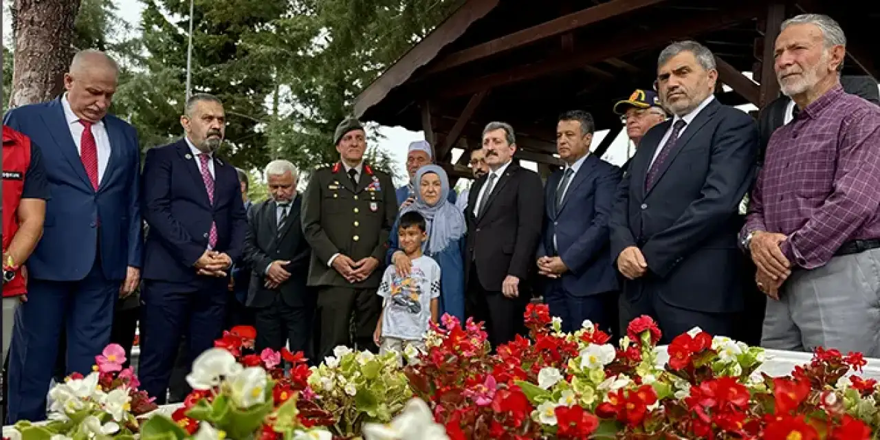 Samsun'da şehitlikler ziyaret edildi!