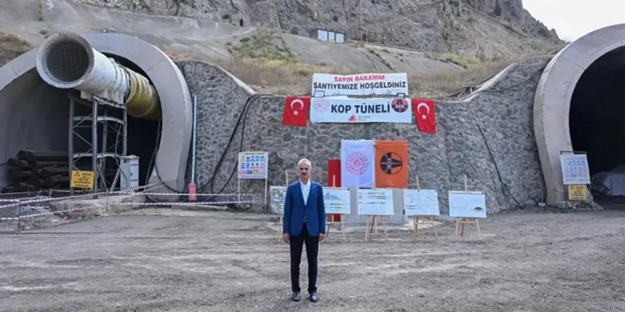Bakan Uraloğlu Kop Tüneli'ni inceledi!