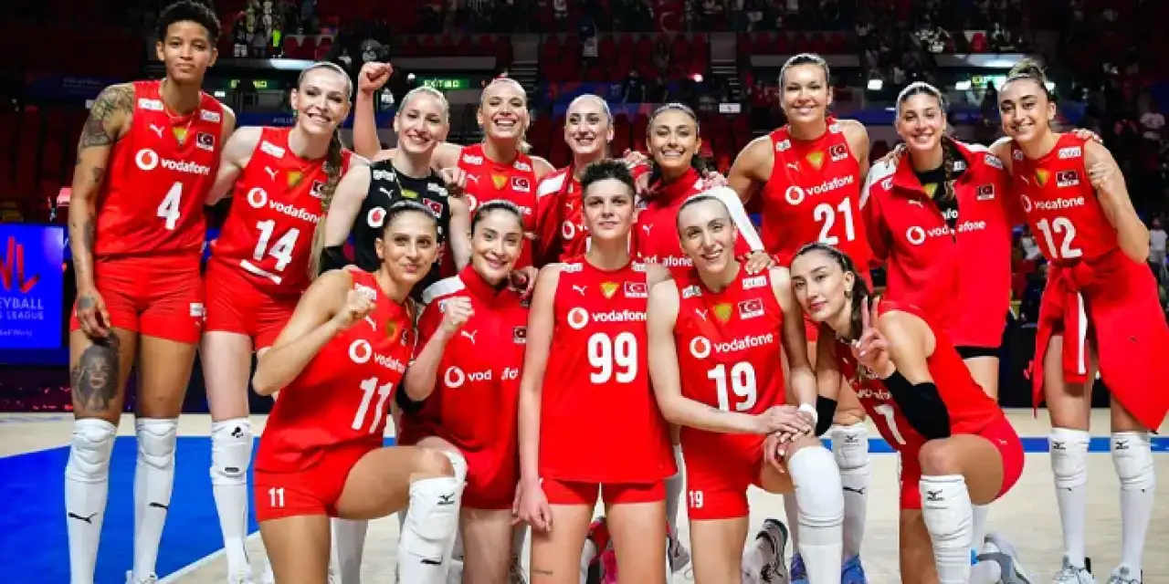 Filenin Sultanları tarihe geçti! Dünya Şampiyonası’nda finaldeyiz