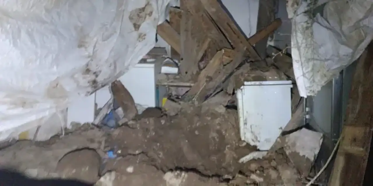 Erzurum'da göçük! Anne yaralı, 2 çocuk öldü