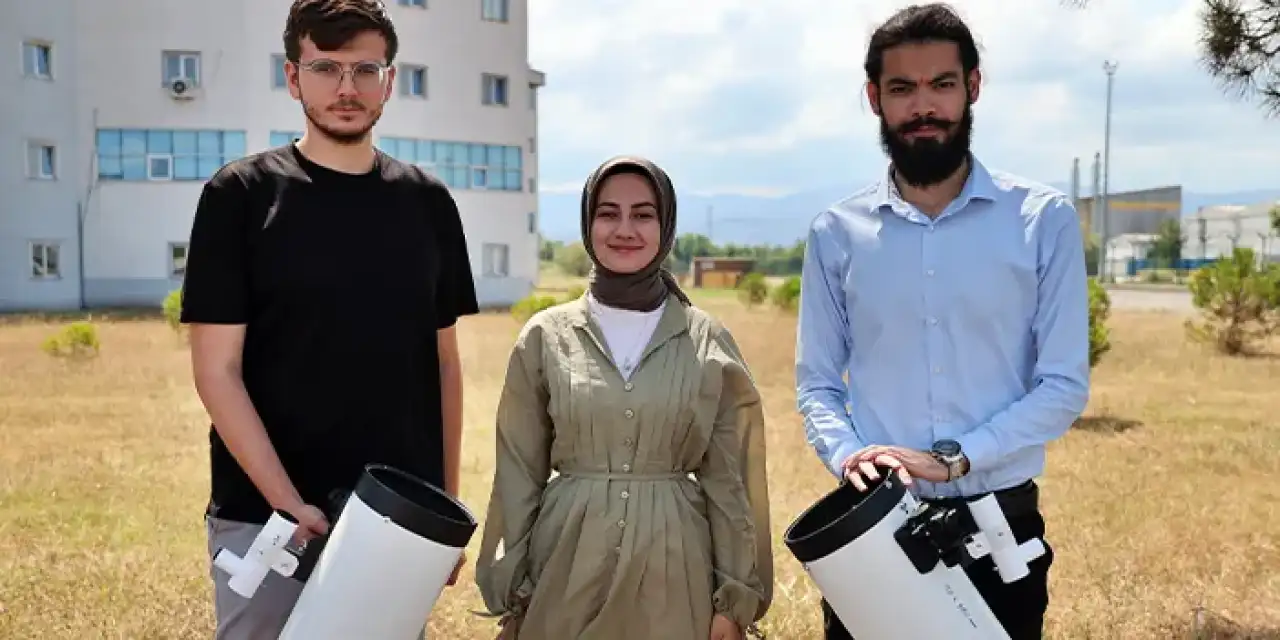 Samsun'da üniversite öğrencileri kendi imkanlarıyla teleskop yaptı!