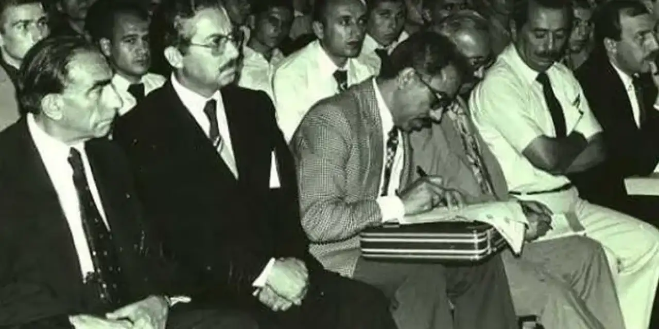 Kurt siyasetçi Agâh Oktay Güner hayatını kaybetti! Türkeş’in A takımındaydı