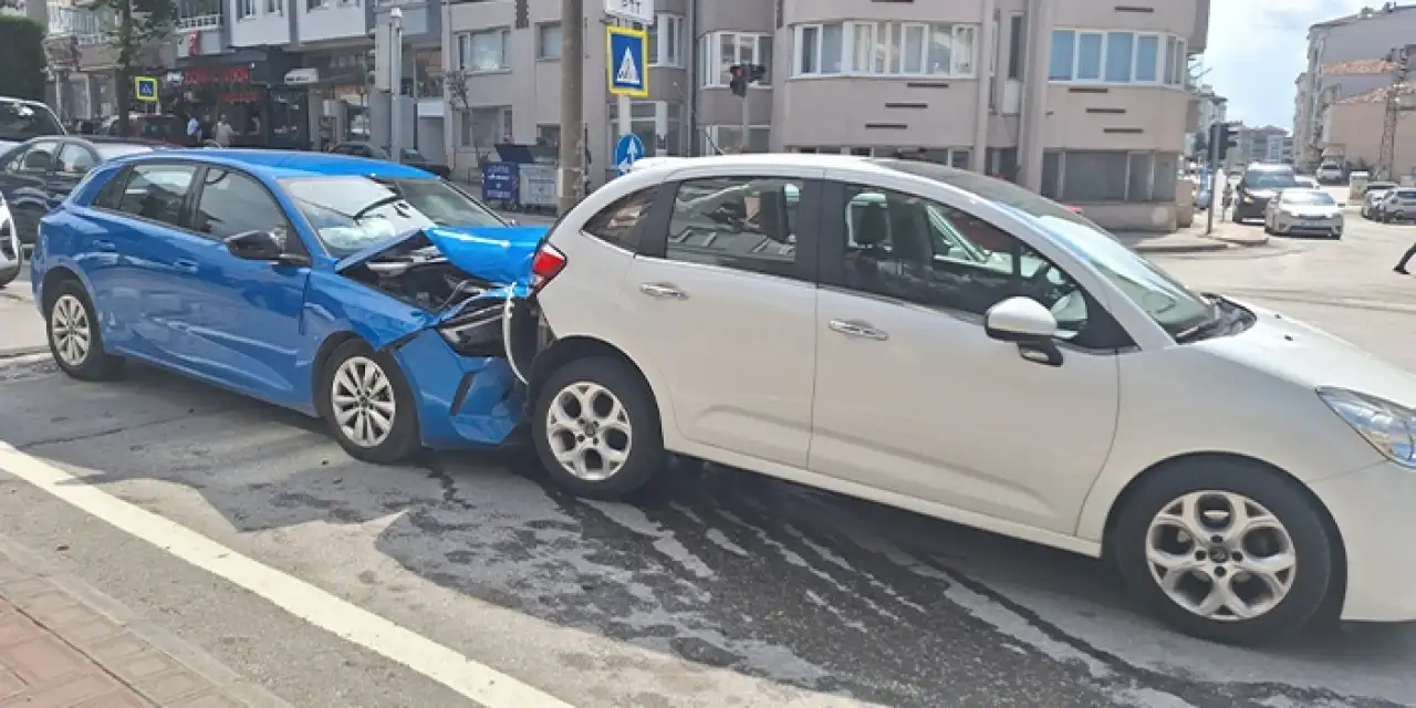 Samsun'da boşanma aşamasındaki eşini aracına çarparak yaraladı!