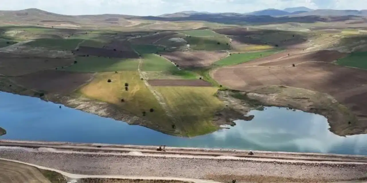 Bayburt Uğrak Gölet'inde çalışmalar devam ediyor!