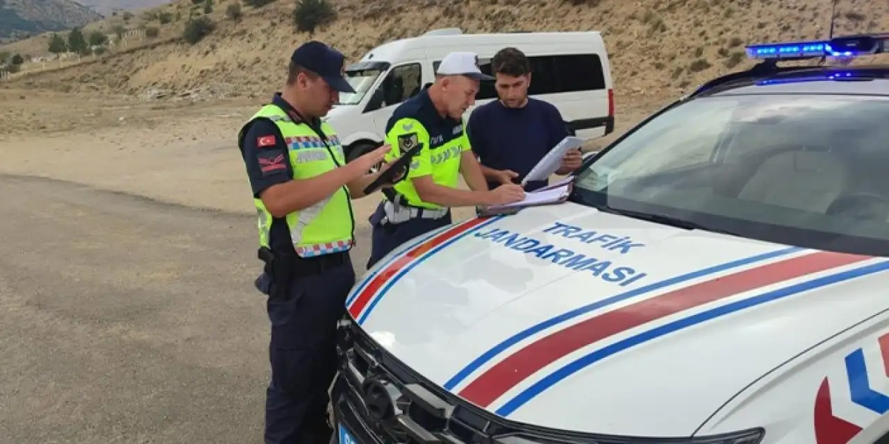 Bayburt’ta okul servislerine jandarma denetimi