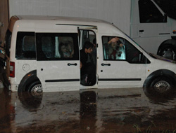 Rize yağmura teslim oldu