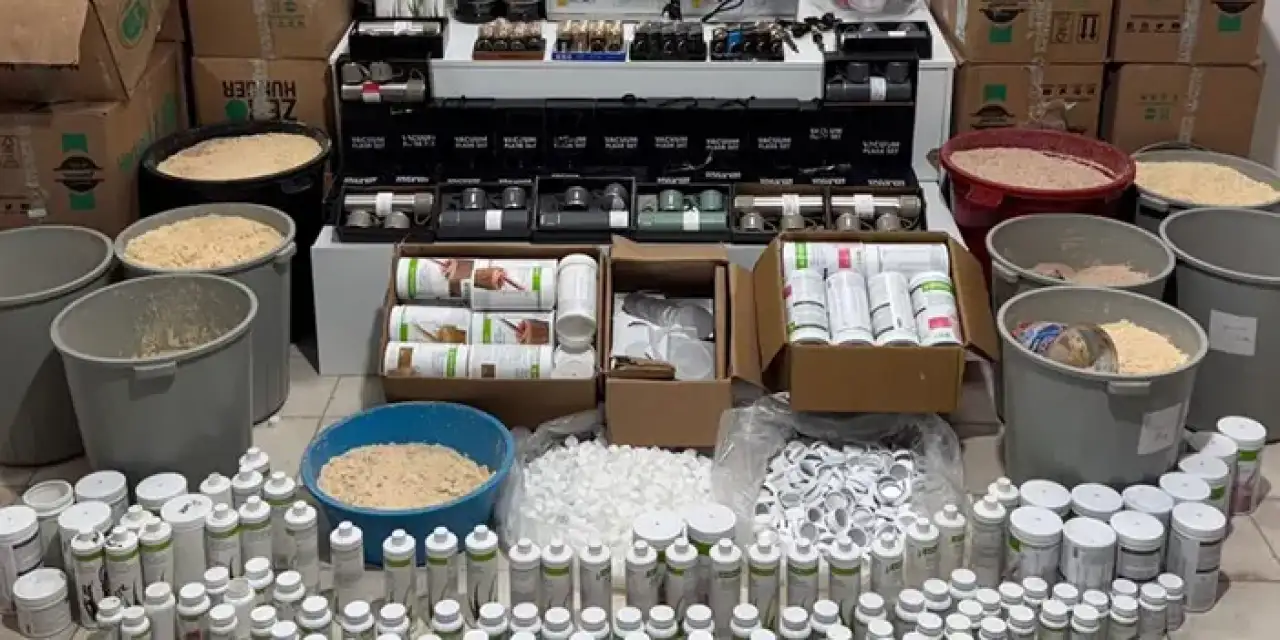 Samsun'da kaçakçılıklara baskın! Çok sayıda sahte ürün ele geçirildi