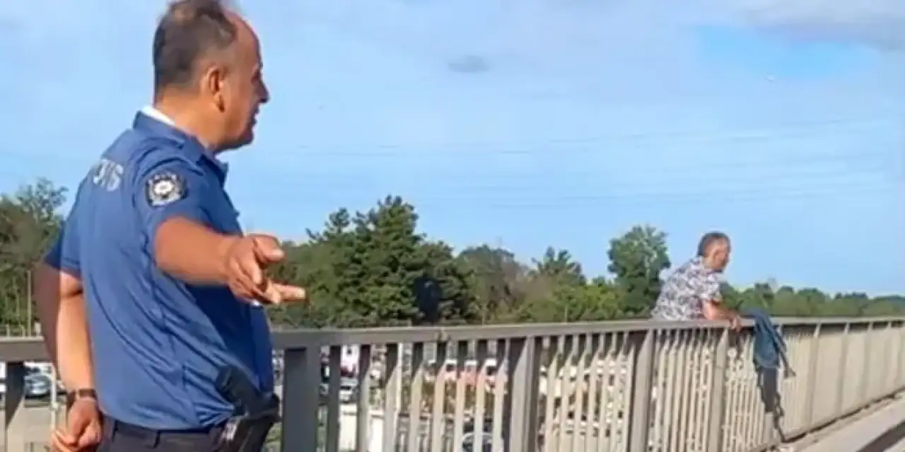 Samsun'da intihar etmeye çalışan vatandaşı polis zor ikna etti!