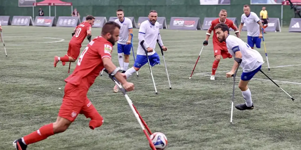 Polonya, İtalya’yı 4-1 mağlup etti!