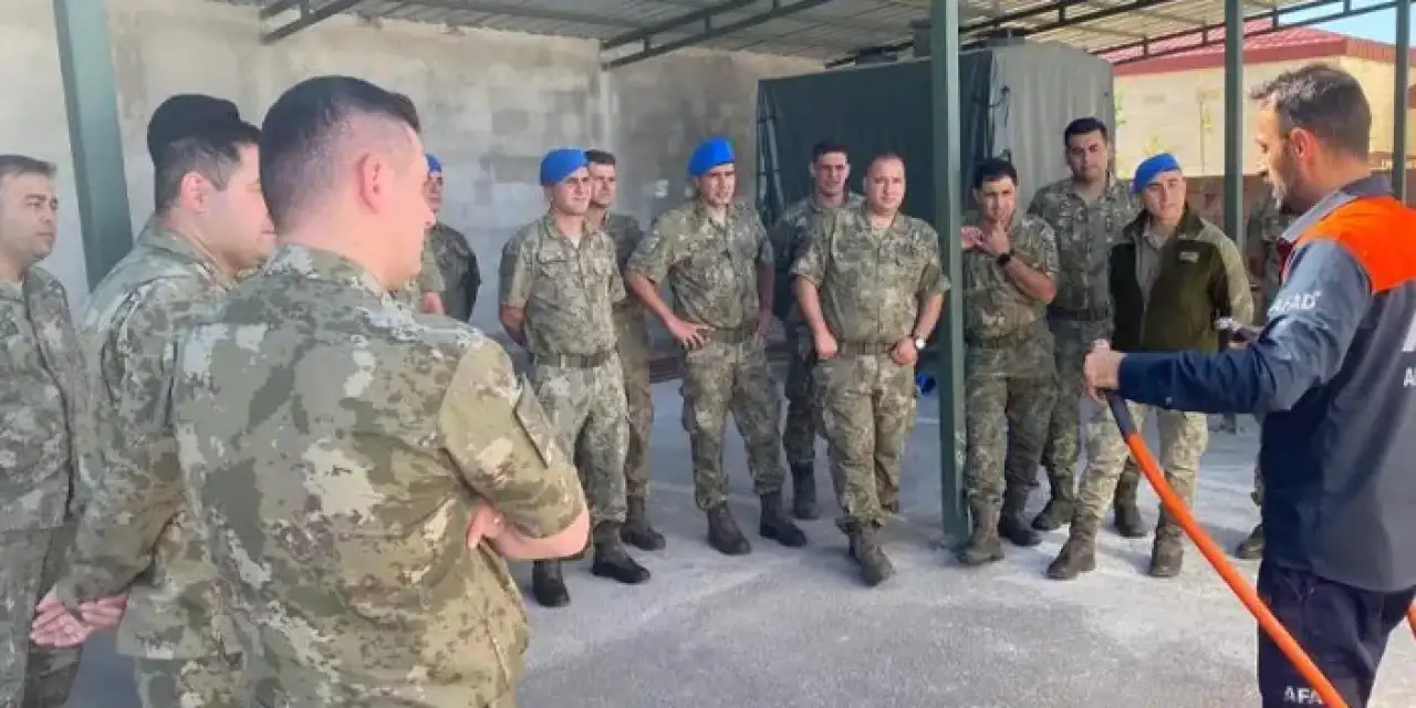 Bayburt’ta komandolara arama kurtarma eğitimi!