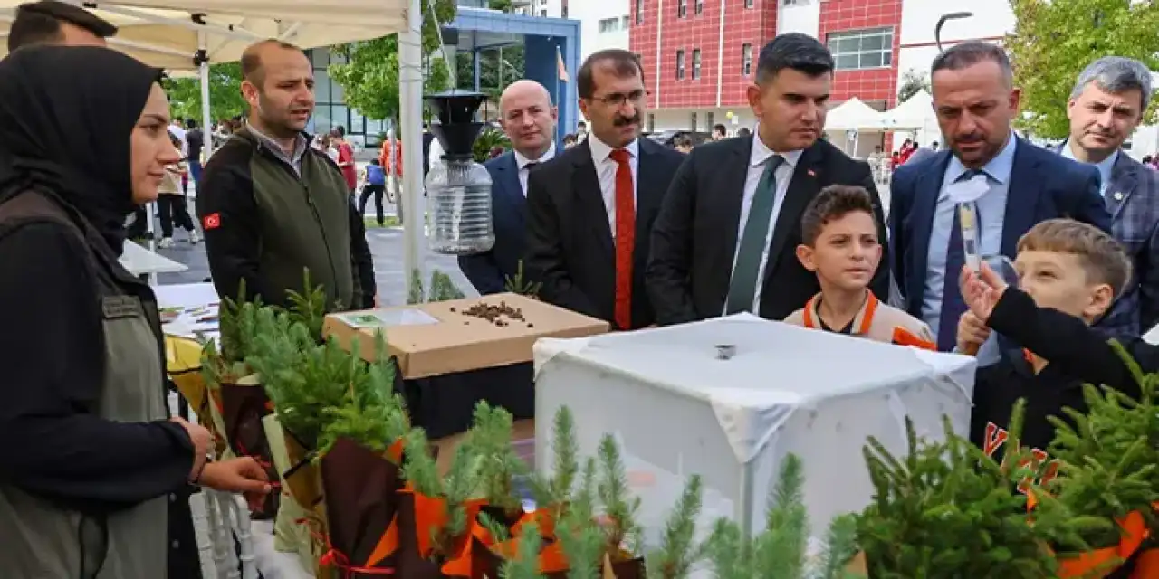 Artvin'de bilim şenliği başladı!