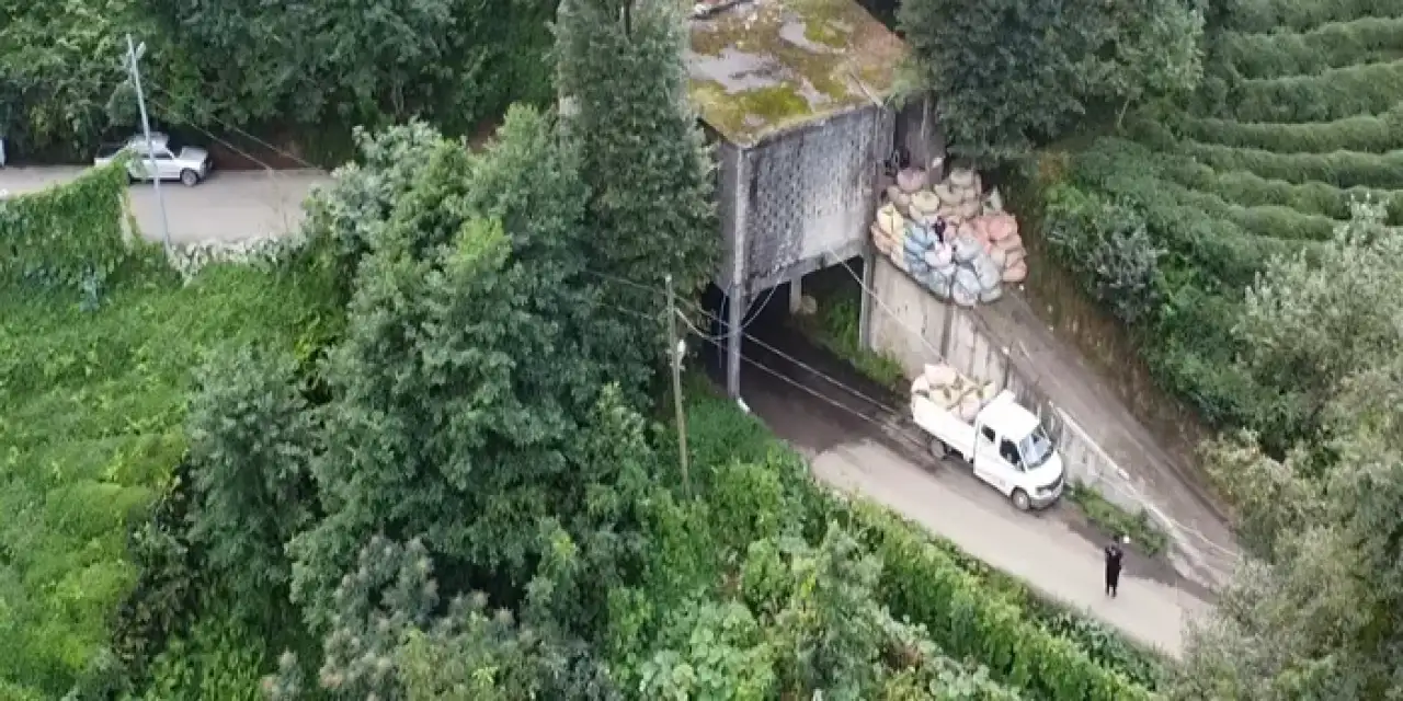 Rize’de yol üstü çay alım yeri! ‘Rizeli zekası’ çözümü