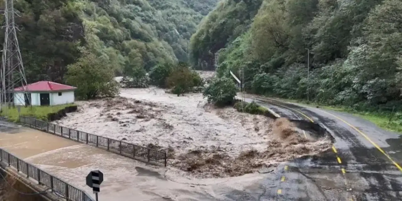 Artvin’deki sel için açıklama geldi! İşte son durum