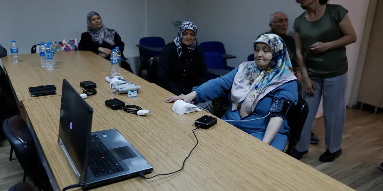Samsun'da OMÜ öğrencileri tarafından hastaneye gitmeden tedavi yöntemi!