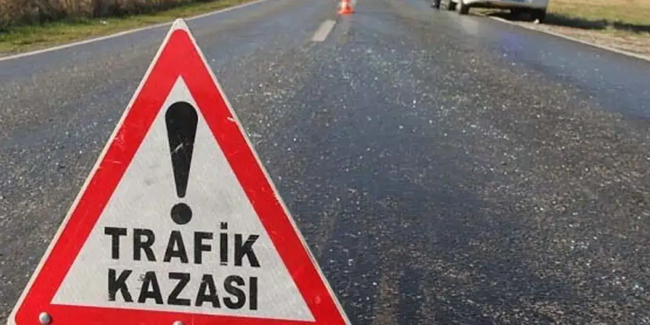 Çarşamba’da Otomobil ile Tır Çarpıştı: 2 Kişi Yaralandı