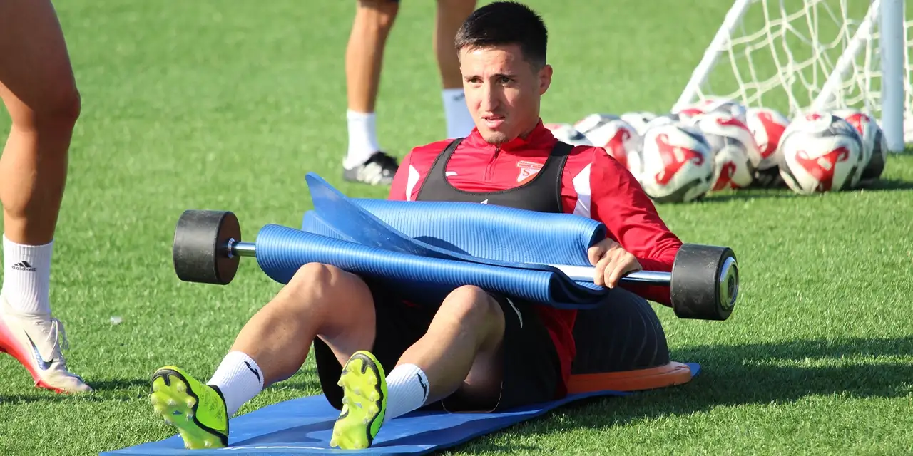 Sebat Gençlik kaptanı Sefa Küpeli: “Şampiyonluk kupasını Trabzon’a getireceğiz”