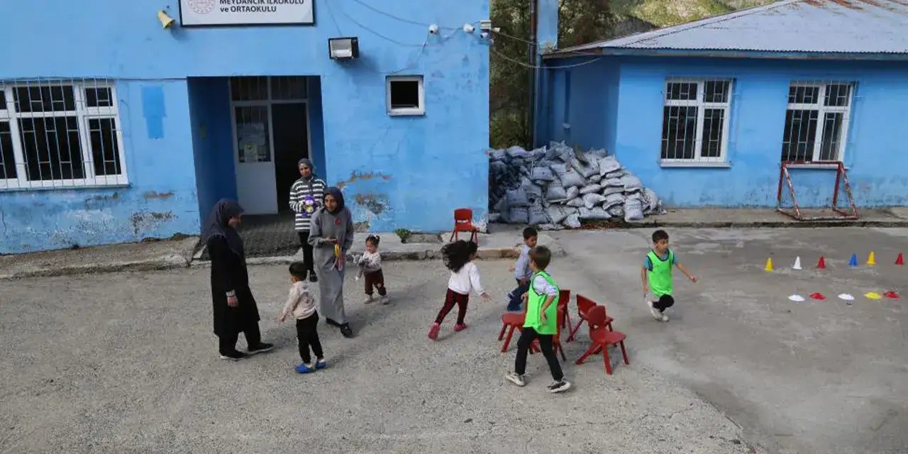 Artvin’de 5 öğrenci için eğitim seferberliği!